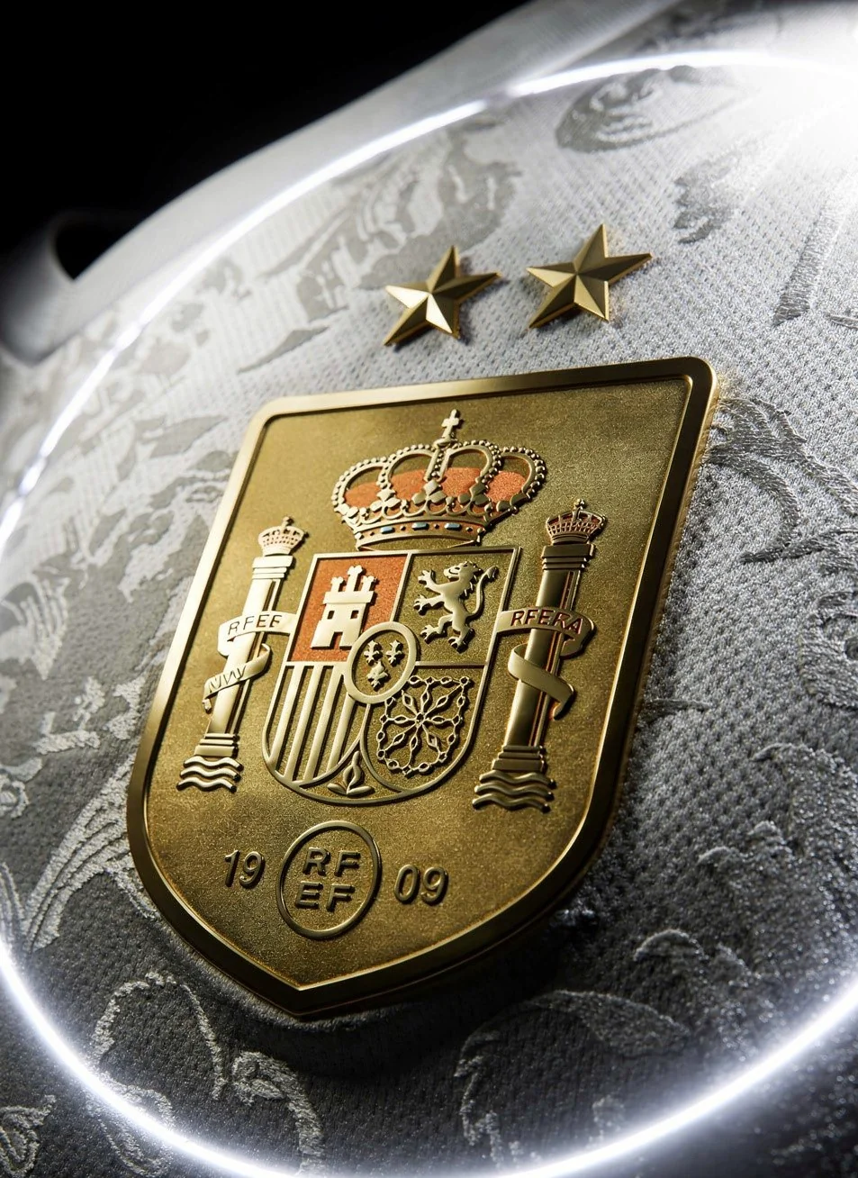 Gold metallic crest